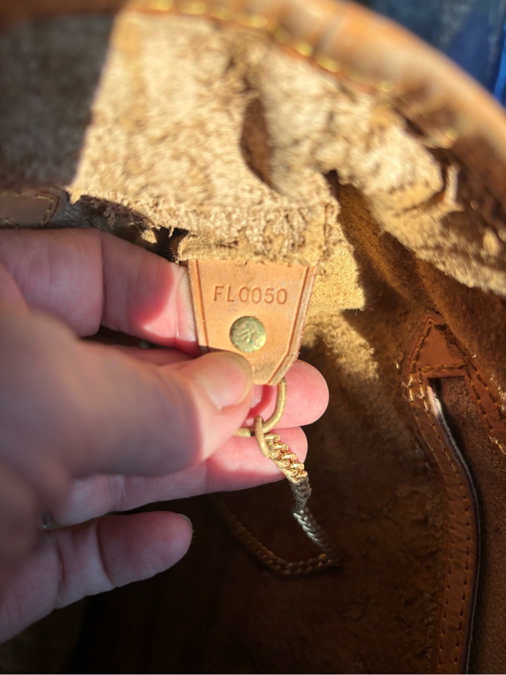 Vintage Louis Vuitton Monogram Bucket bag with Vachetta Trim- PROJECT BAG!!! - Picture 10 of 13